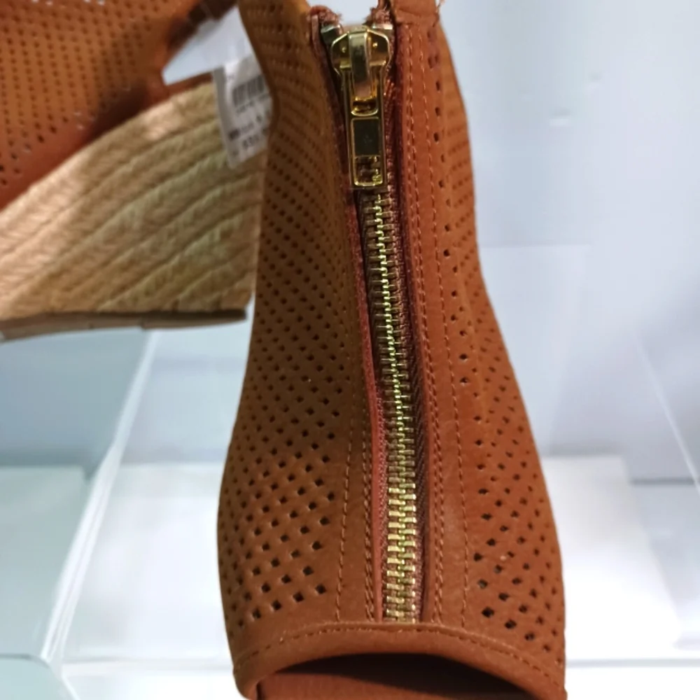 Brash Wedge Slingback Sandals, Size:9 1/2, Brown